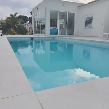 Blue Lagoon Villa *
